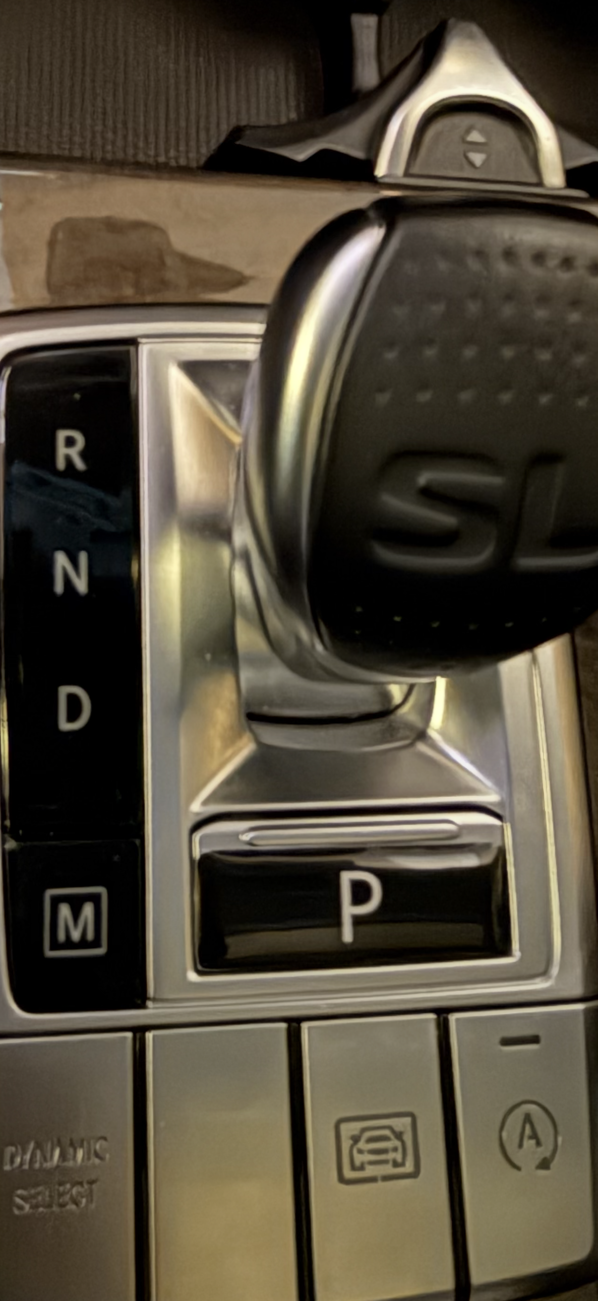 2017-2019 Infinti QX 30 delaminated park button replacement